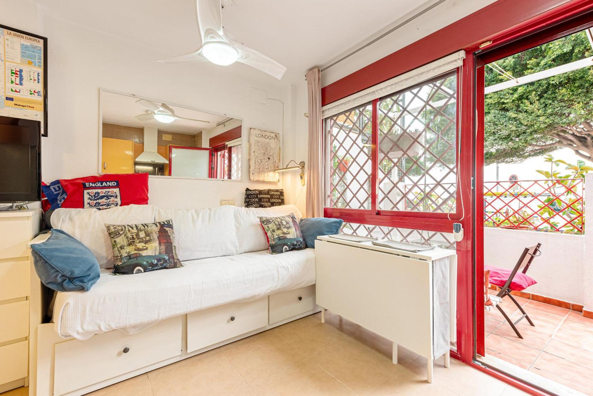 Casita Playa Apartment Malaga Bagian luar foto