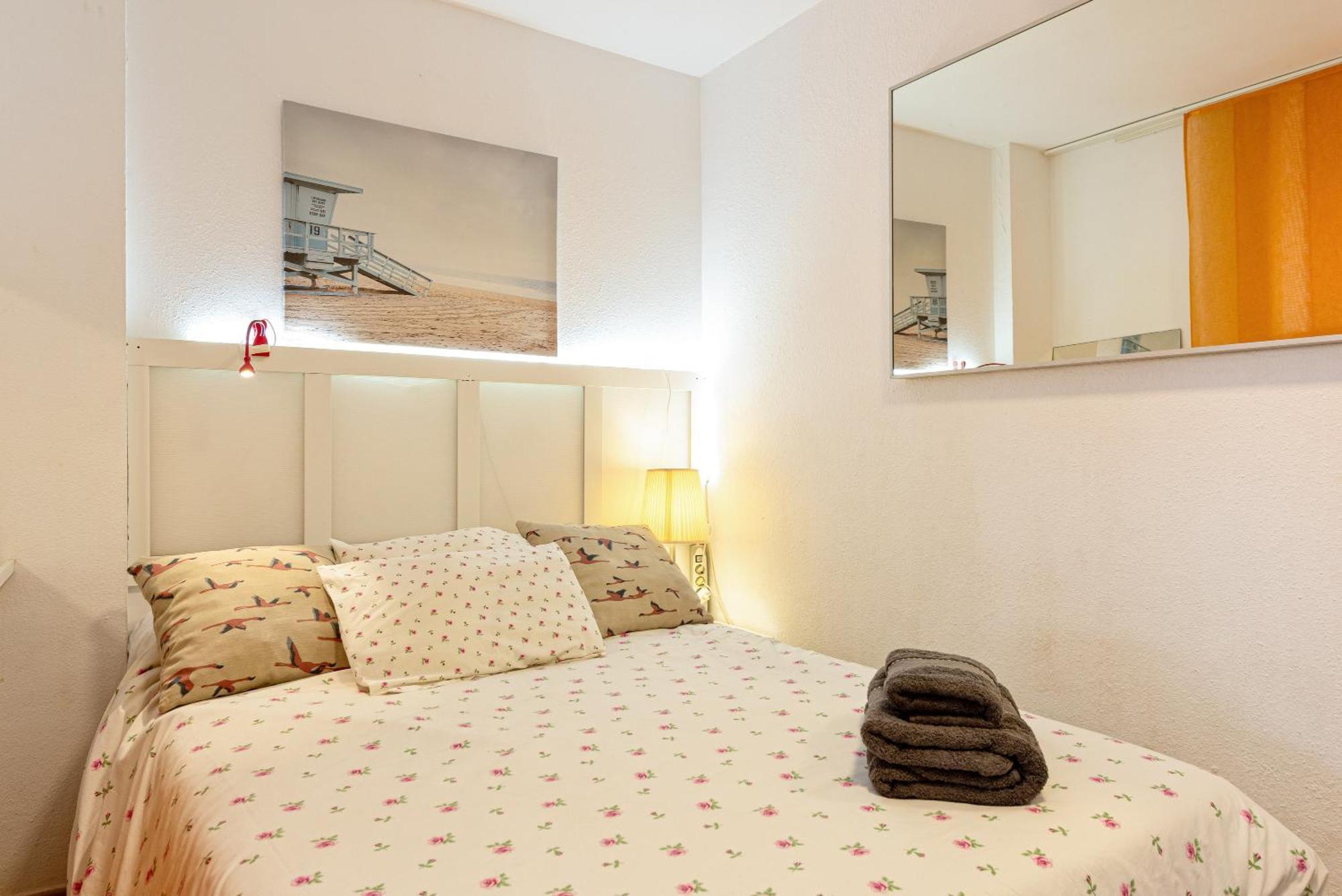 Casita Playa Apartment Malaga Bagian luar foto